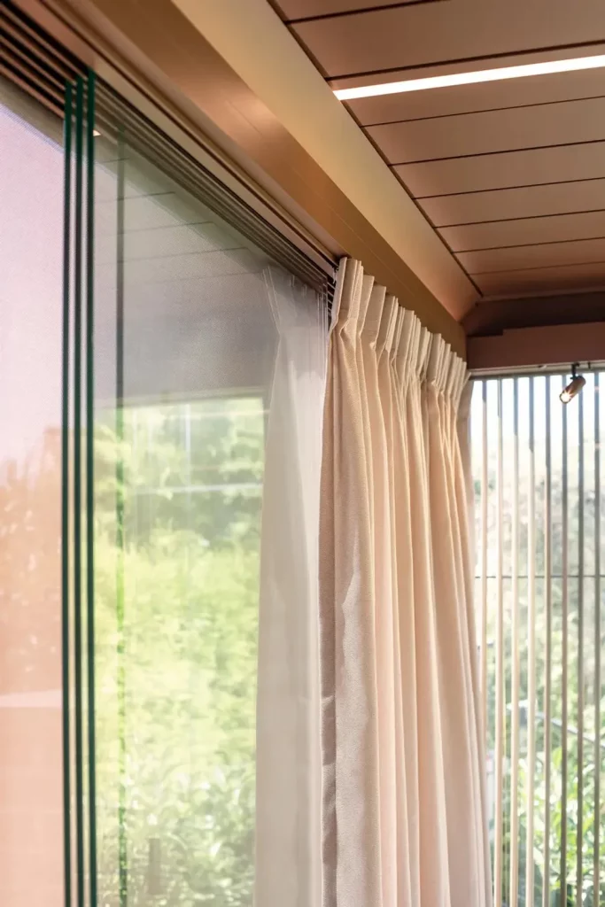 Pérgola modelo Amani Renson