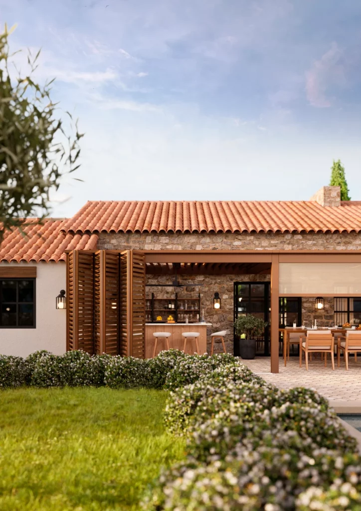 Patio moderno cubierto por pérgola Renson